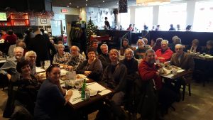 Souper avec les bénévoles de la Société Provancher au Restaurant Le Piolet le 9 décembre 2016.