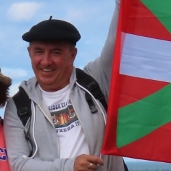 Deux Basques débarquent sur l’île